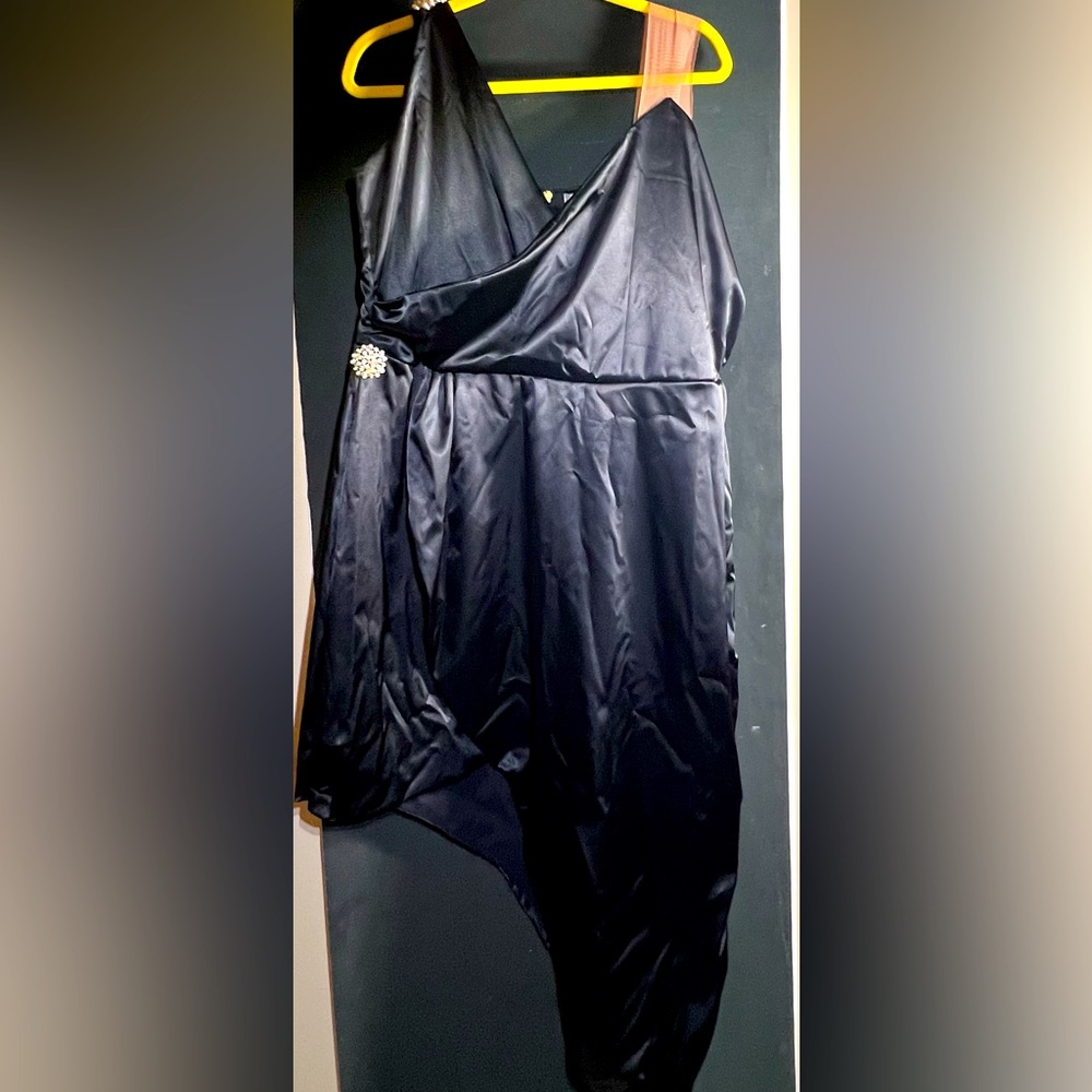 Tiffany Wright asymmetrical black dress with broche